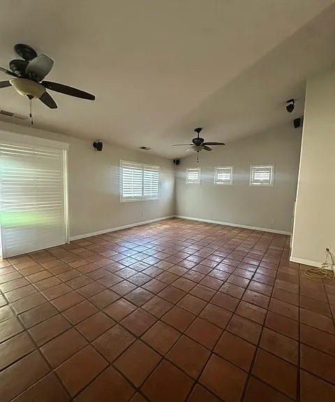 616 Vermillion Dr — Photo 9