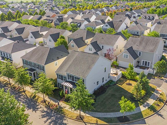5th image of 8005 Butterworth Green Dr