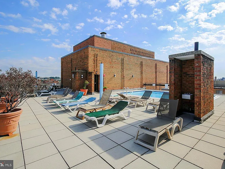 1718 P St NW #617 — Photo 24