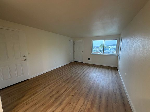 2nd image of 2933 E Decatur Ave #2935