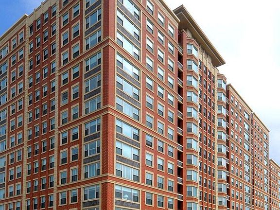 2nd image of 77 S Evergreen Ave Unit 702