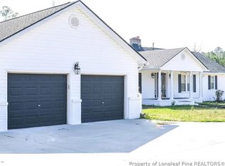 612 Barker Ten Mile Rd, Lumberton, NC 28358