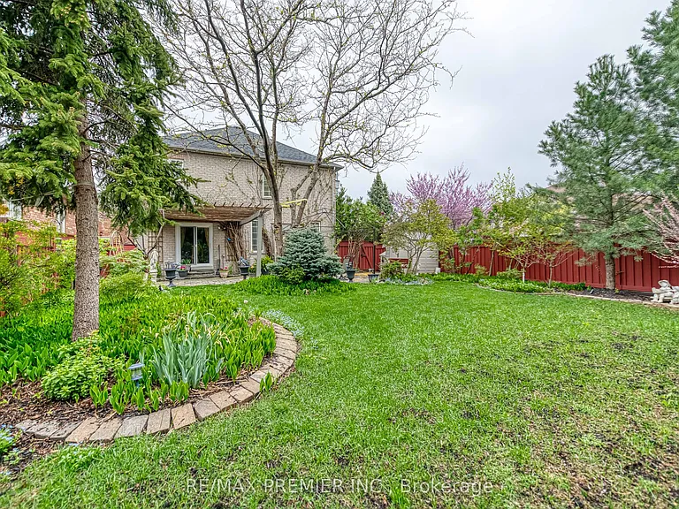 1 Johnswood Cres #BASEMENT — Photo 27