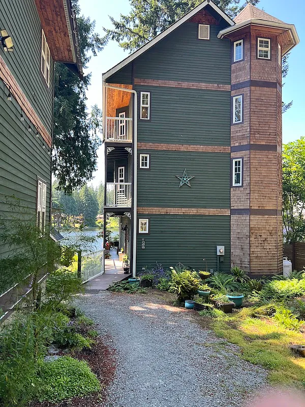 Studio, 435 sqft, $2,000 — Photo 1