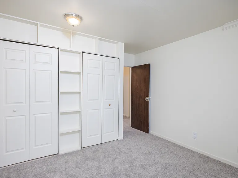 The Forum Apartments — Photo 12