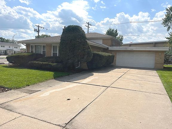 2nd image of 15360 Drexel Ave
