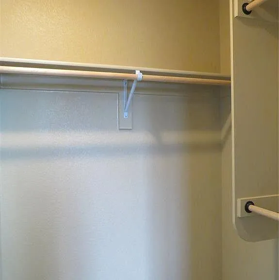 3075 Looking Glass Way — Photo 5