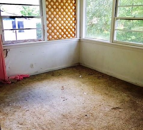 2nd image of 2218 Misty Ln SE