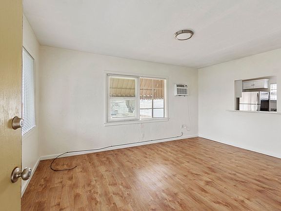 5th image of 2065 15th Ave APT 6