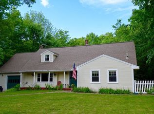 51 Whittemore Rd, Sturbridge, MA 01566