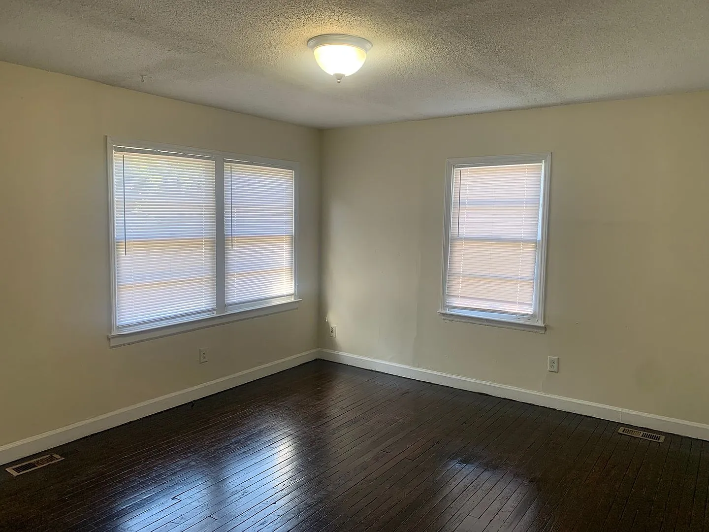 Adorable Three Bedroom Home! — Photo 2