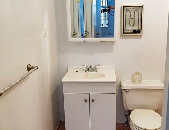 4th image of 203 Chrystie St #1DN