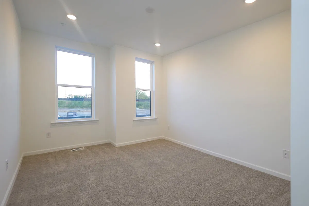 2 bed, $3,800 — Photo 3