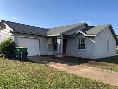1st image of 215 Seabreeze Cir