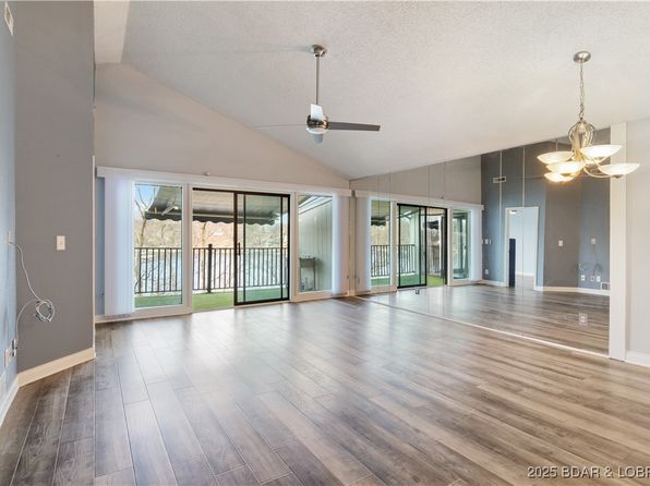 98 Jonathan Dr #4C, Lake Ozark, MO 65049