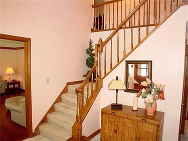 2nd image of 1224 Country Oak Dr