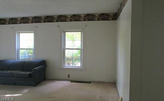 4th image of 65 Southwest Ave