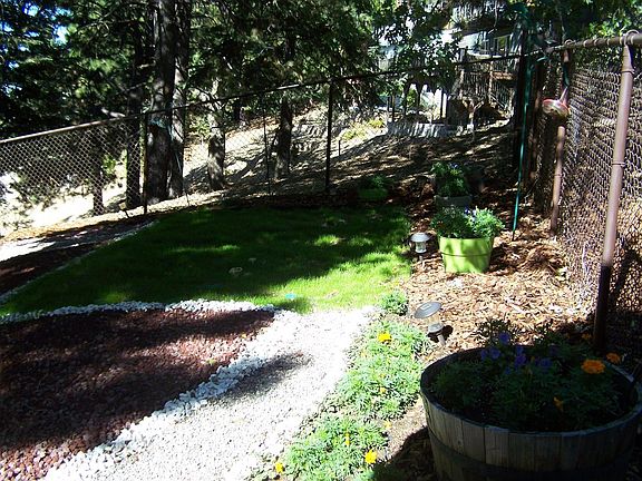 2nd image of 30925 Nob Hill Cir