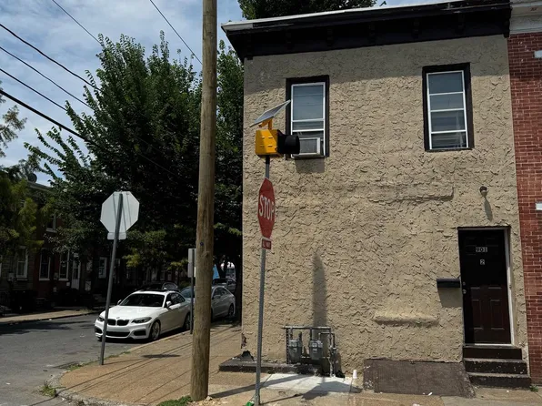 901 N Spruce St, Wilmington, DE 19801