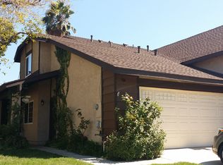 16922 Shinedale Dr, Santa Clarita, CA 91387