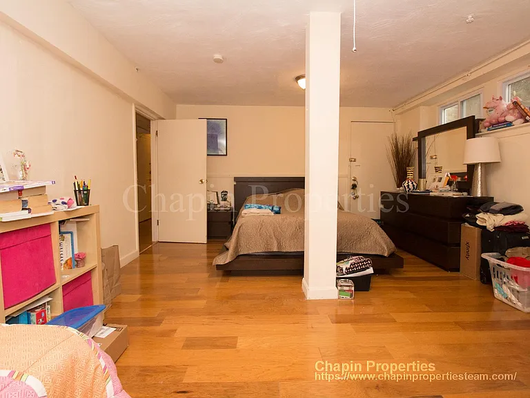 95 Chestnut St #1B — Photo 12