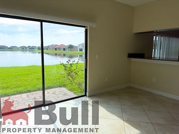 4th image of 4335 Summer Breeze Way