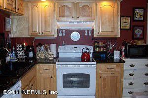 3rd image of 8813 Townsquare Dr S