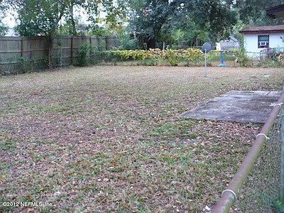 2nd image of 6820 Tinkerbell Ln