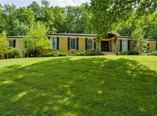 1621 Harding Pl, Nashville, TN 37215