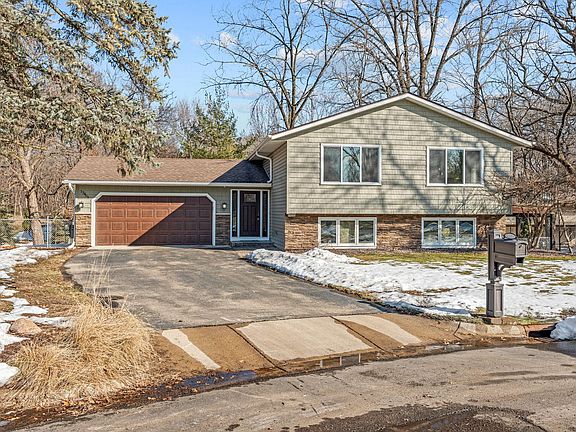 2nd image of 13409 Arden Cir