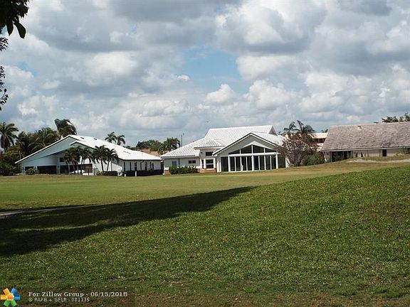 4th image of 8197 Silver Palm Ct #14