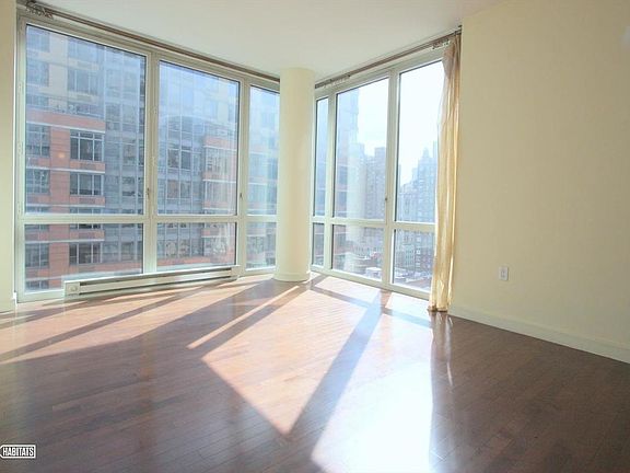 3rd image of 225 E 34th St APT 14F