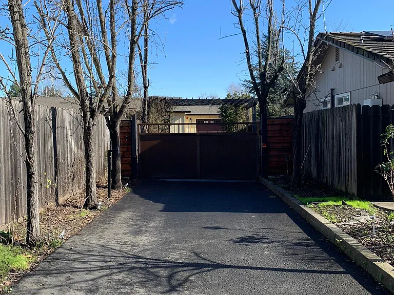4208 Jefferson St — Photo 24