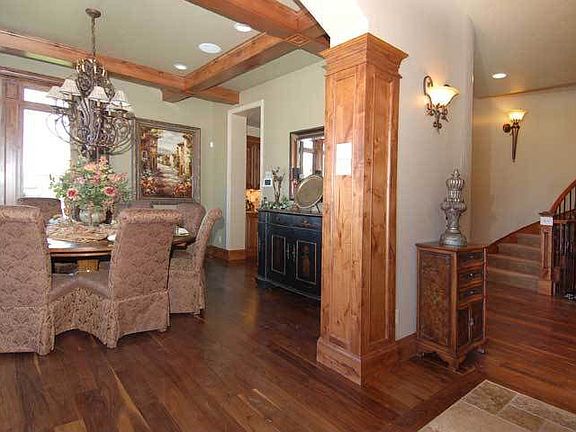 finishes as shown in builder's model home