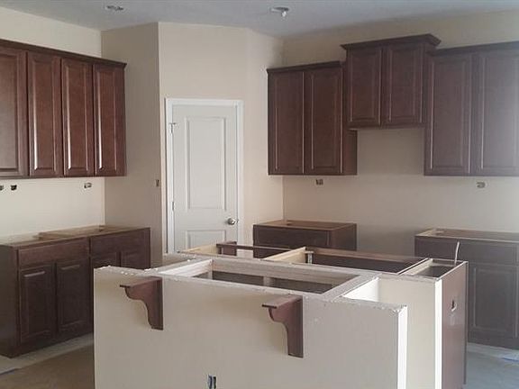 4th image of 1701 Hawksbill Ln