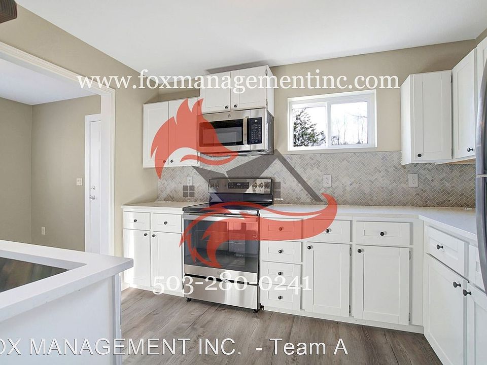 1st image of 10760 NE Prescott St #9323429