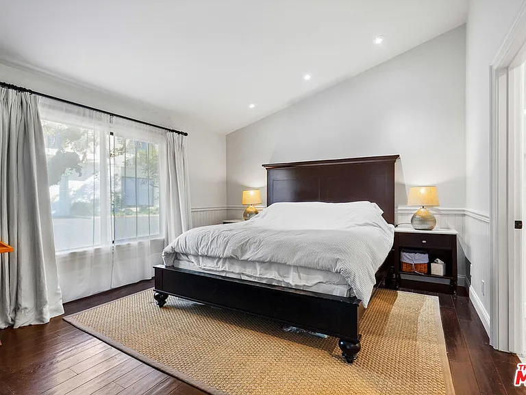 6787 Las Olas Way — Photo 11