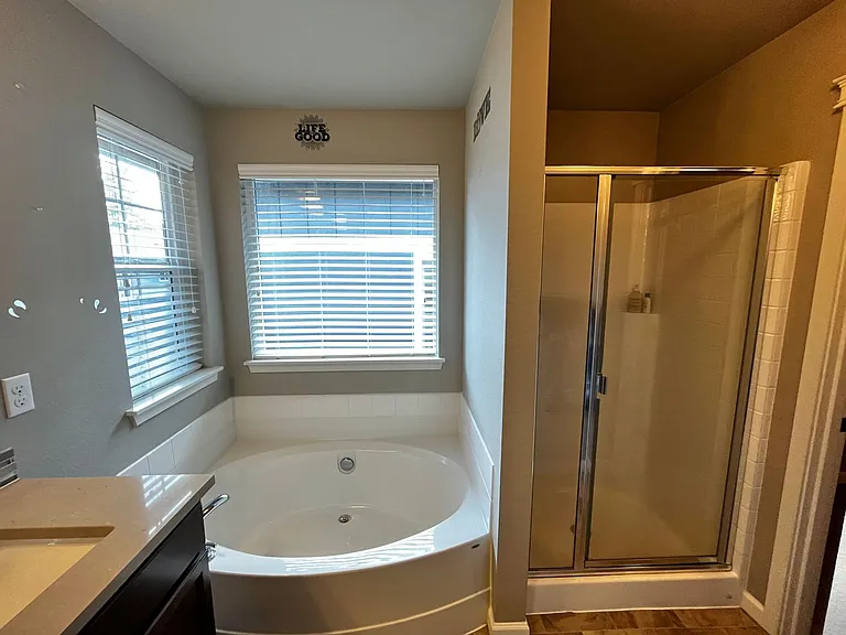 3882 Portside Dr — Photo 14