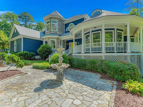 3rd image of 7804 Umstead Forest Dr