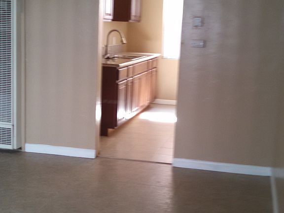 3rd image of 2967 54th St