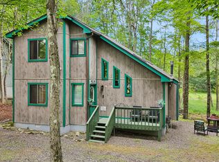 38 N Fairway Dr, Lake Ariel, PA 18436