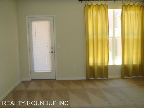 3rd image of 5507 Mezereon Ln