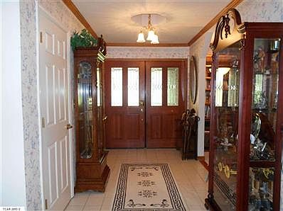 2nd image of 15955 Curtis Cir
