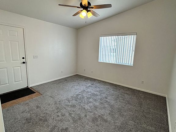 3rd image of 2071 Magnolia Dr #103