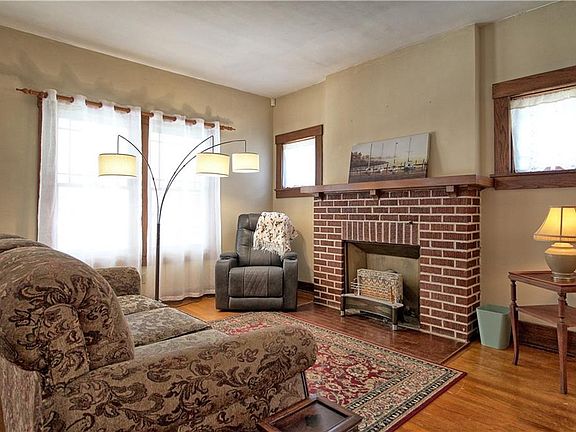 3rd image of 2903 Sacramento St