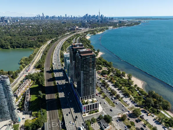 1928 Lake Shore Blvd W #1712, Toronto, ON M6S 0B1