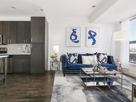 2nd image of 2590 Welton St #527