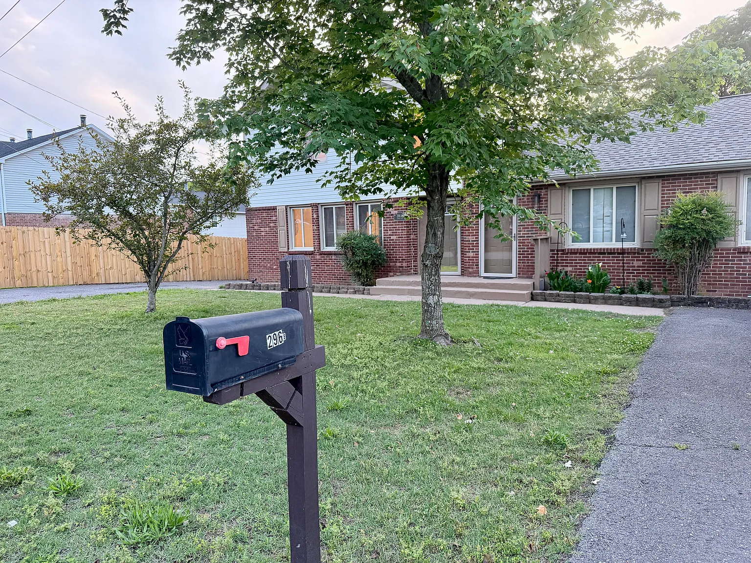 2 bed, 900 sqft, $1,595 — Photo 2