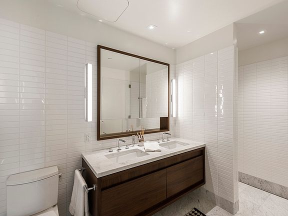 4th image of 550 Vanderbilt Ave APT 1002