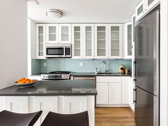3rd image of 382 Central Park W APT 8A